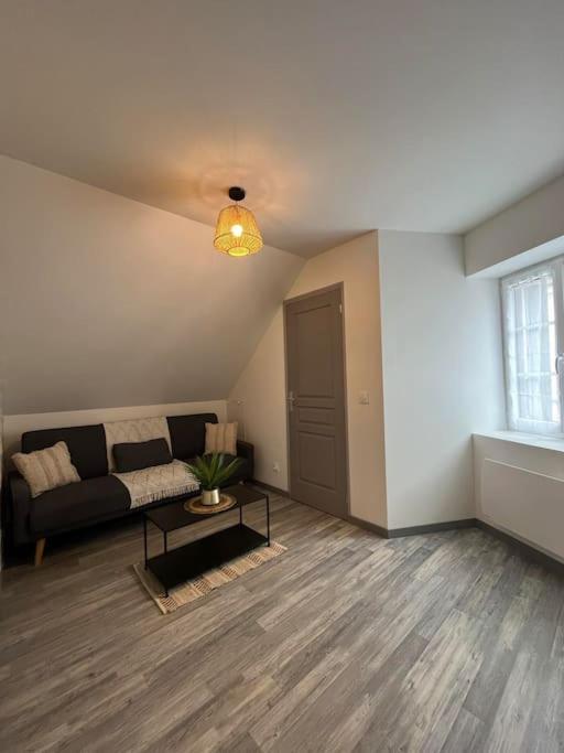 Charmante Maison De Bourg Cosy Acces Wifi Sepmes Esterno foto
